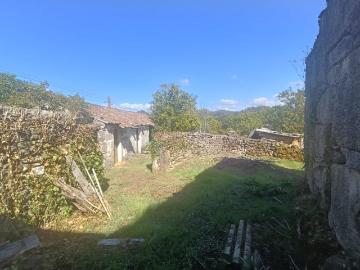 Casa en venta en Salvaterra de Miño. Casachalet de piedra para reformar en Salvaterra de Miño. Casas Salvaterra de.