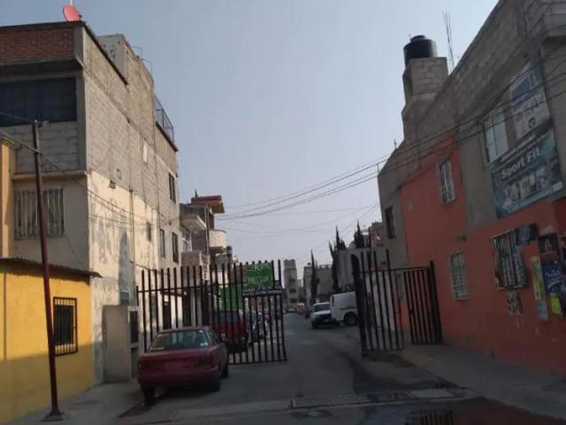 Casa en venta en San Vicente Chicoloapan de Juárez Centro, Chicoloapan, México