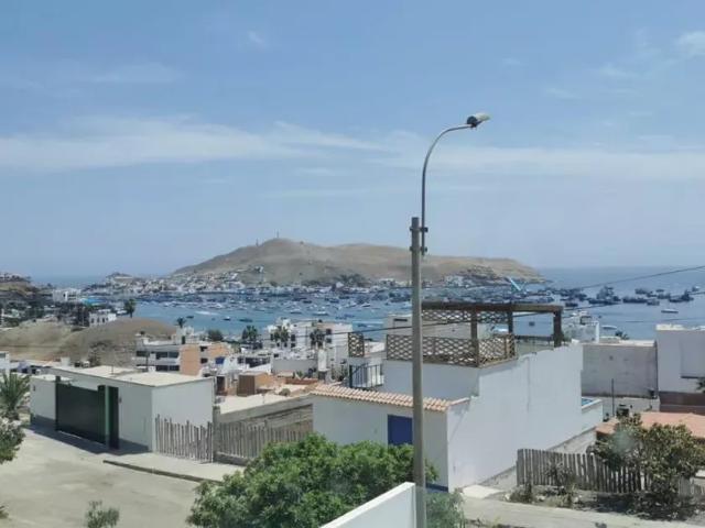 Casa en venta en San Vicente De Cañete a $290,000