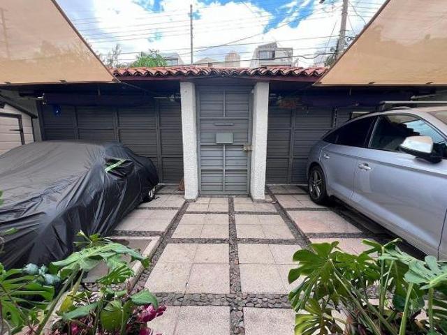 Casa en Venta en San Wenceslao, Zapopan