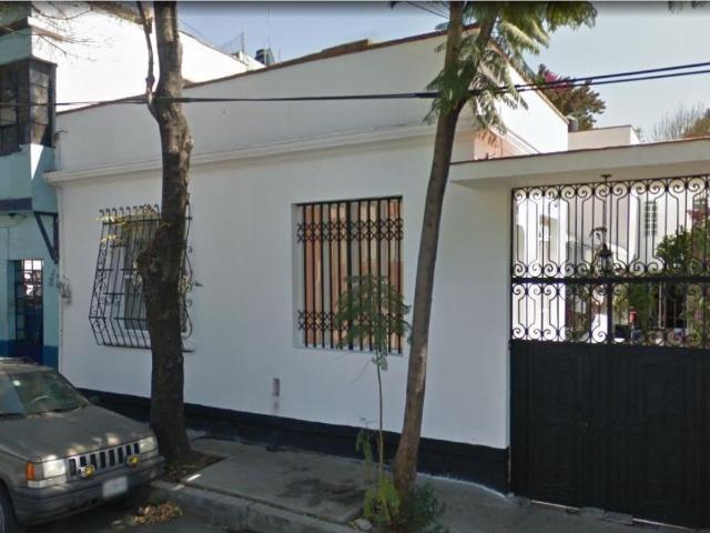 Casa en venta en San Alvaro, Azcapotzalco, Ciudad de México