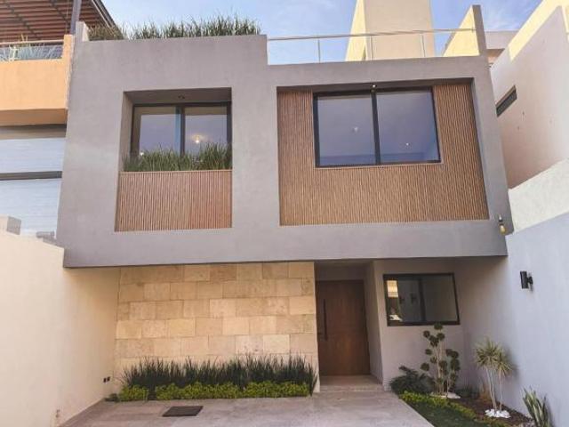 Casa en VENTA EN SAN ANGEL 4