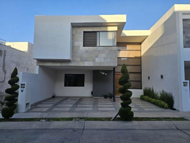 Casa en VENTA en San Angel II