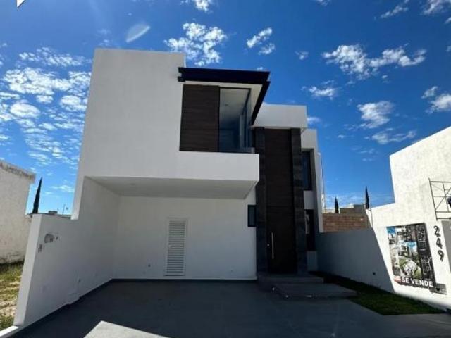 Casa en Venta en San Angelo al Norponiente de la Ciudad de Aguascalientes P