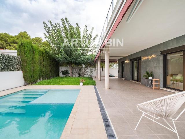 Casa en venta en San Antonio de Benagéber. Casas San Antonio de.