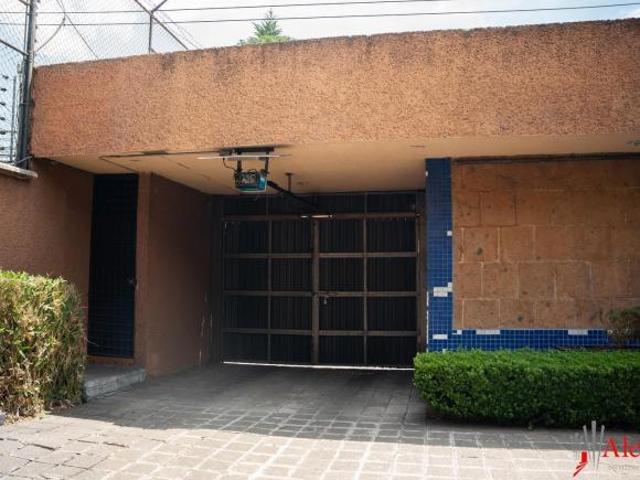 Casa en Venta en San Bernabé en Jerónimo Lídice