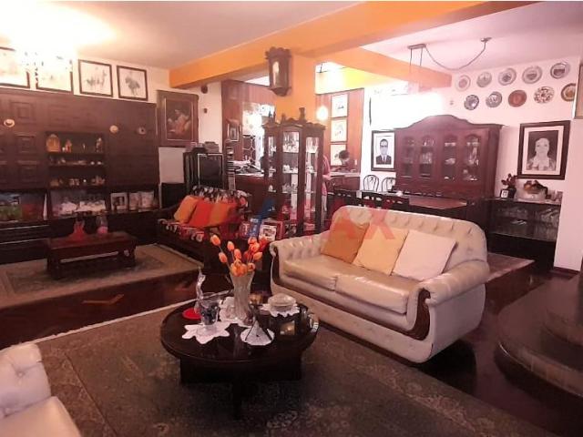 Casa en venta en San Borja a S/1,930,500