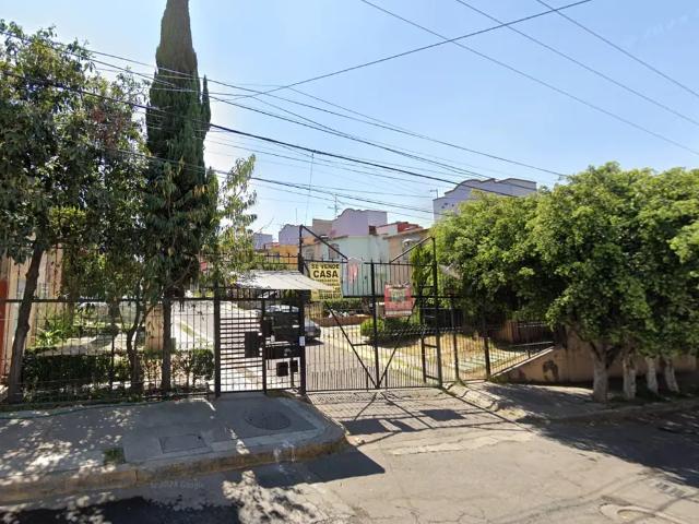 Casa en venta en San Buenaventura, Ixtapaluca, México