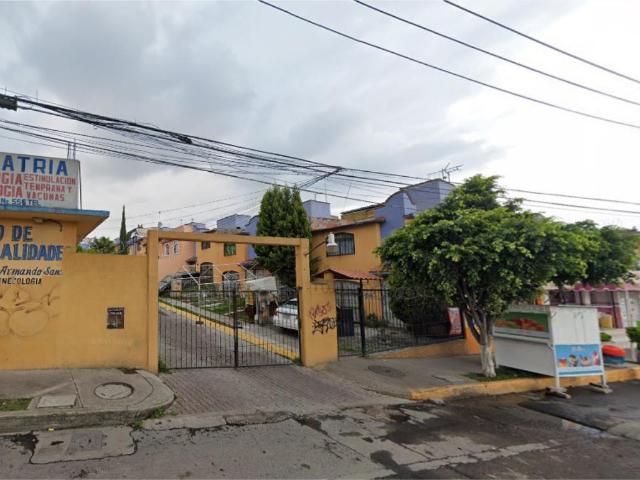 Casa en venta en San Buenaventura, Ixtapaluca, México
