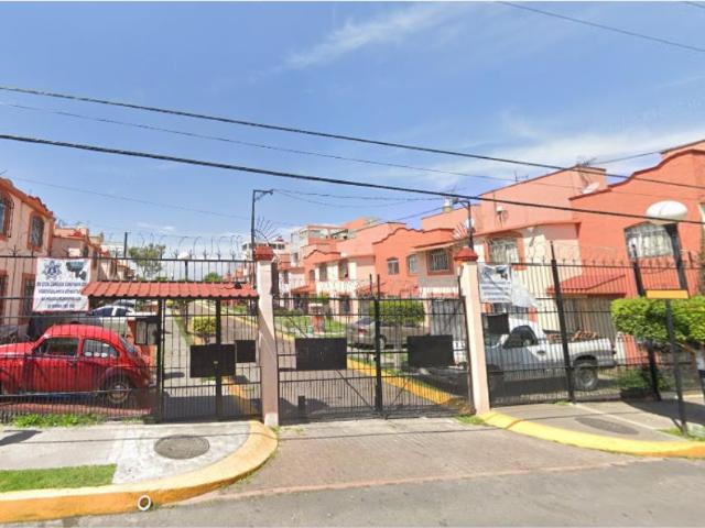 Casa en venta en San Buenaventura, Ixtapaluca, México