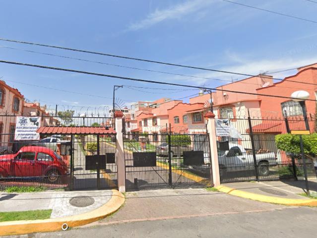 Casa en venta en San Buenaventura, Ixtapaluca, México