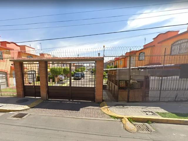 Casa en venta en San Buenaventura, Ixtapaluca, México