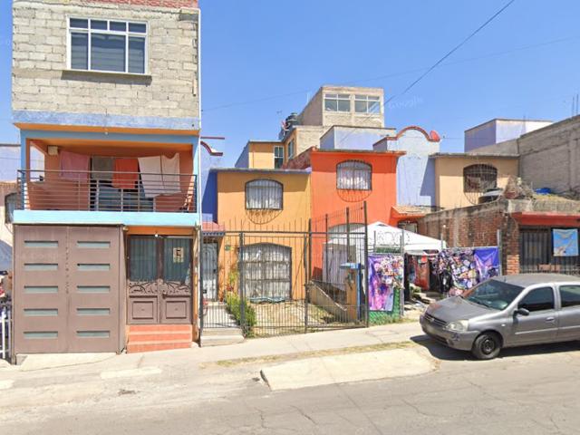 Casa en venta en San Buenaventura, Ixtapaluca, México