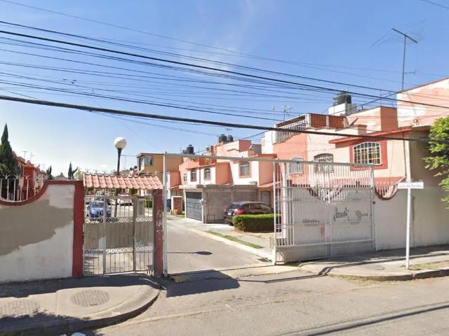 Casa en venta en San Buenaventura, Ixtapaluca, México