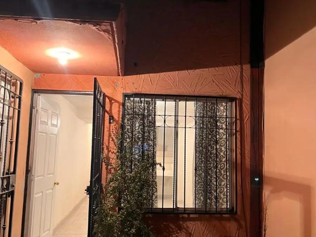 Casa en venta en San Buenaventura, Ixtapaluca: Oportunidad en comunidad cerrada