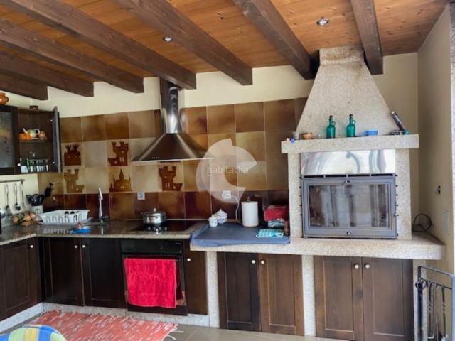Casa en venta en San Cibrao das Viñas. Vivienda unifamiliar en Seixalvo, autobus urbano. Finca de 3000m aproximadamente con piscina y vistas despejadas a la montaña. Arb. Casas San Cibrao das.