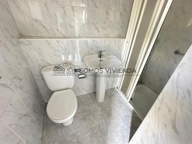 Casa en venta en San Cibrao das Viñas. Casas San Cibrao das.