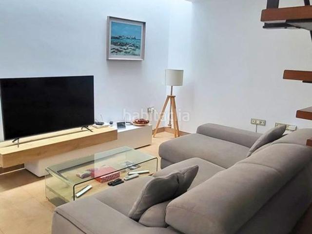Casa en venta en San Fernando, Centro Ciudad. Exclusiva vivienda reformada en pleno corazón de San Fernando. Casas San.