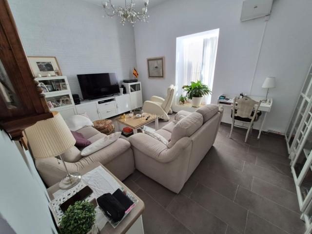 Casa en venta en San Fernando, El Carmen. Casa en planta baja junto a calle Real. Casas San.
