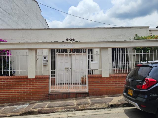 Casa En Venta En San Gil En. V235980