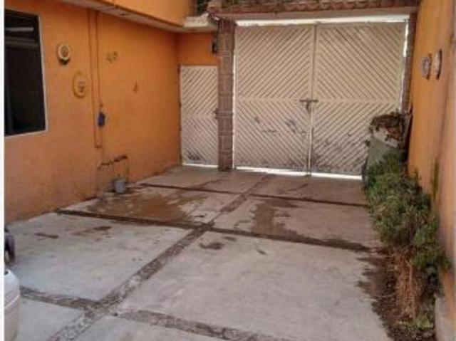 Casa en venta en San José del Jaral, Atizapan