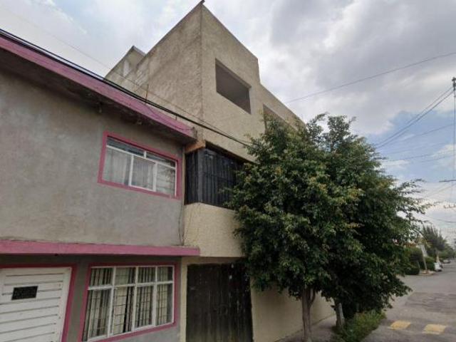 Casa en VENTA en San Juan de Aragón I Secc