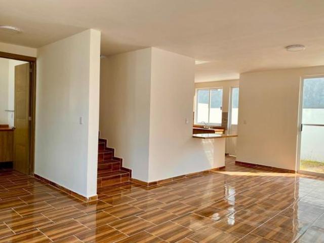 CASA EN VENTA EN SAN JUAN DEL RIO QUERETARO