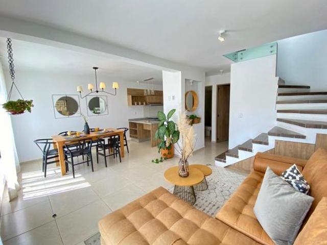 CASA EN VENTA EN SAN JUAN DEL RIO QUERETARO