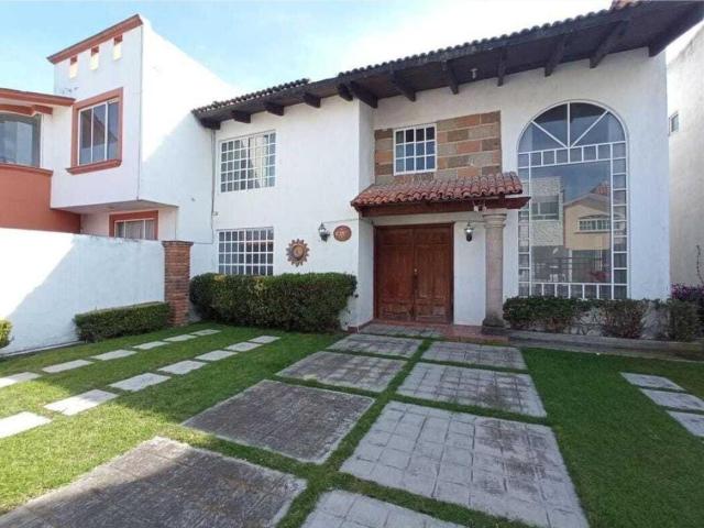 Casa en venta en San Lorenzo Coacalco San Lorenzo, Metepec, México
