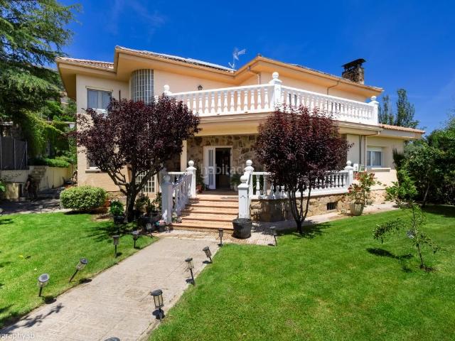 Casa en venta en San Lorenzo de El Escorial, Abantos Carmelitas. Casas San Lorenzo de El.