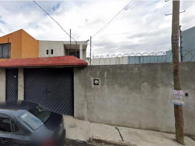 Casa en venta en San Lorenzo la Cebada, Xochimilco, Ciudad de México