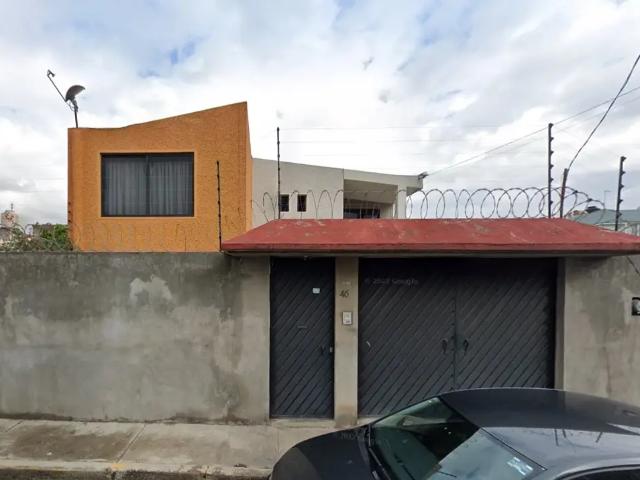 Casa en venta en San Lorenzo la Cebada, Xochimilco, Ciudad de México