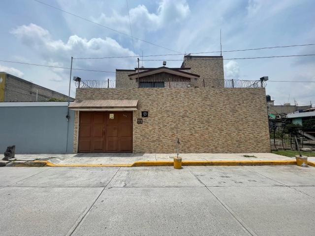 Casa en Venta en San Lorenzo Tepaltitlán, Toluca, Estado de México