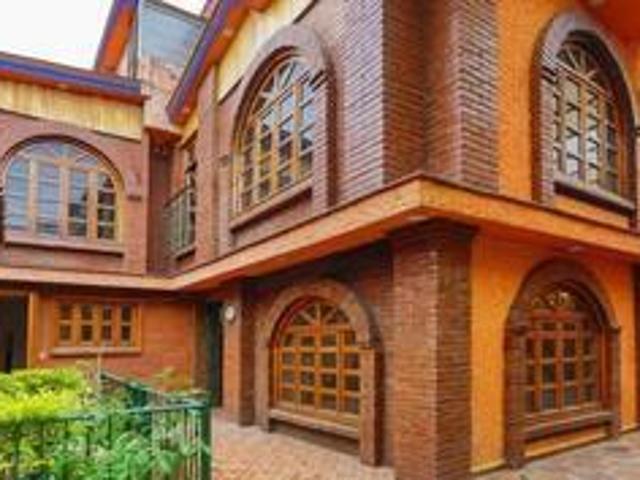 Casa en venta en San Lorenzo Tezonco Iztapalapa con roof garden