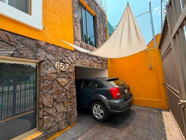 CASA EN VENTA EN SAN MARCOS TOTALMENTE REMODELADA