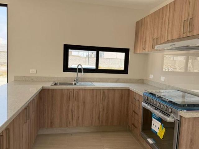 CASA EN VENTA EN SAN MATEO ATENCO, CONDOMINIO GARZA AZUL, UN PISO