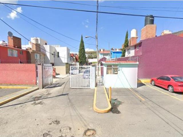 Casa en venta en San Mateo Oxtotitlan, Toluca, México