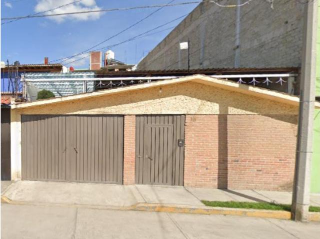 Casa en venta en San Mateo Oxtotitlan, Toluca, México