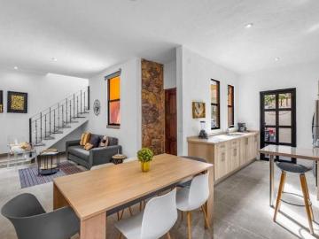 Casa en venta en San Miguel de Allende, amueblada y en privada con amenidades