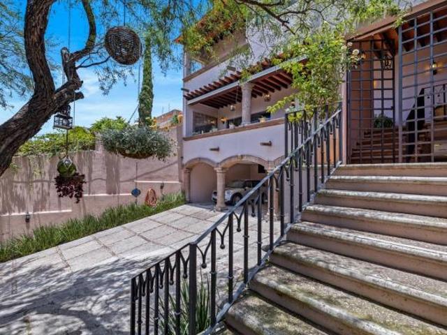 Casa de 5550000 ha con 3 recámaras en venta en San Miguel de Allende Centro
