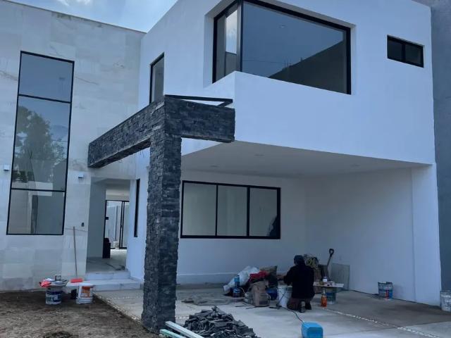 Casa en venta en San Miguel Totocuitlapilco, Metepec, México
