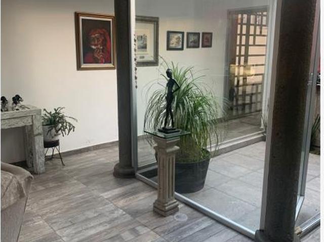 Casa en venta en San Miguel Totocuitlapilco, Metepec, México