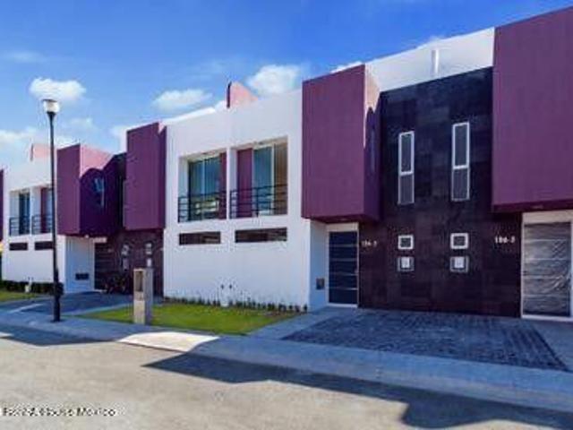 Casa en Venta en San Miguel Zinacantepec, Zinacantepec JL 26 2024