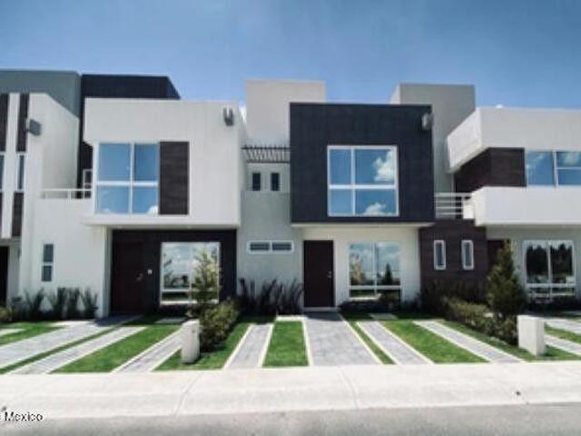 Casa en Venta en San Miguel Zinacantepec, Zinacantepec JL 26 2044
