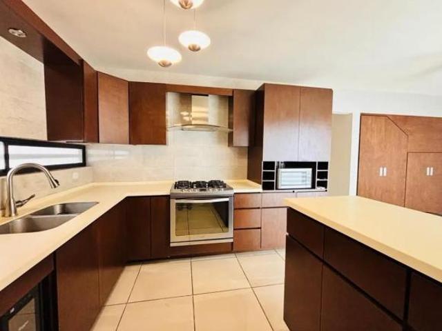 CASA EN VENTA EN SAN NICOLAS DE LOS GARZA