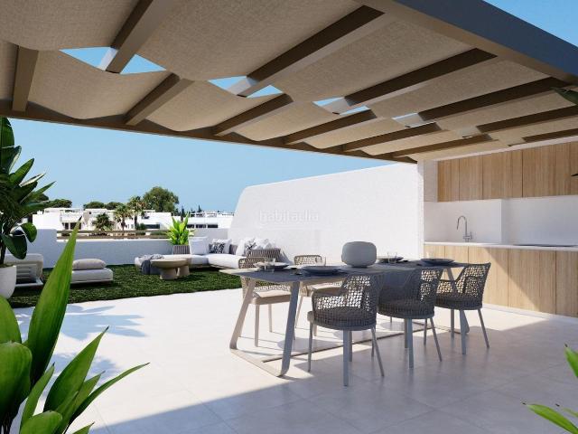 Casa en venta en San Pedro del Pinatar, Lo Pagán. Bungalows de obra nueva en San Pedro del Pinatar Vida moderna junto al marExclusivo Complejo Residencial con Modernos BungalowsDe. Casas San Pedro.