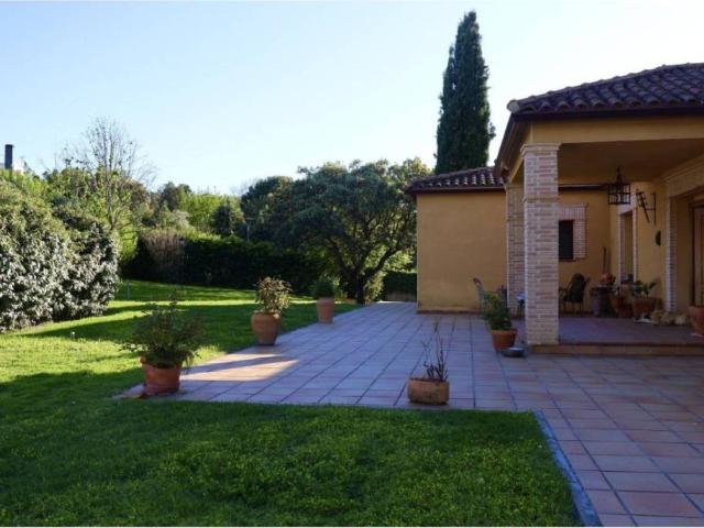 Casa en Venta en San Román de los Montes