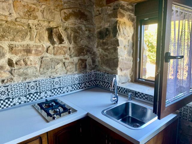 Casa en venta en San Roque de Riomiera. CABAÑA de Piedra Pasiega en San Roque Riomiera, Merilla. Casas San Roque de.