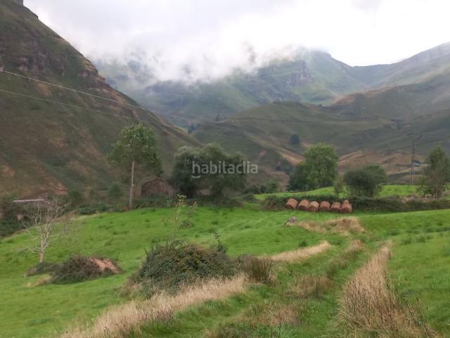 Casa en venta en San Roque de Riomiera. CABAÑA PASIEGA CON ACCESO Y TODOS LOS SERVICIOS. Casas San Roque de.