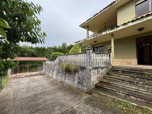 Casa en Venta en San Sadurniño